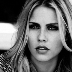 Claire Holt, 36 лет, Los Angeles