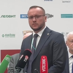 Евгений Кузьмин, Санкт-Петербург
