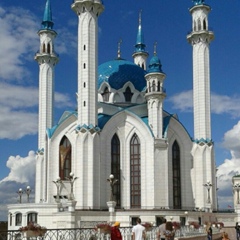 Даврон Даврон, Санкт-Петербург