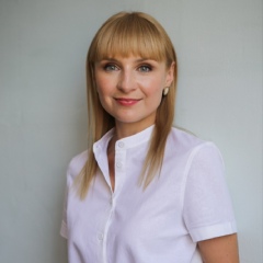 Лена Какорина