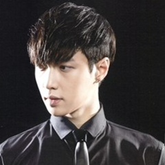 Zhang Yixing, 33 года, Seoul