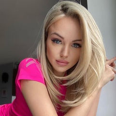 Caroline Komarova, Санкт-Петербург