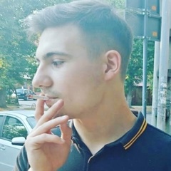 Макс Крючков, 22 года