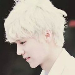 Xi Luhan Manly Deer, 34 года