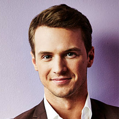 Freddie Stroma, New York City