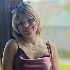 Анюта Роменская, Москва