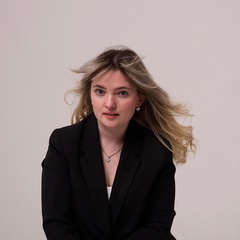 Анна Савина, Москва