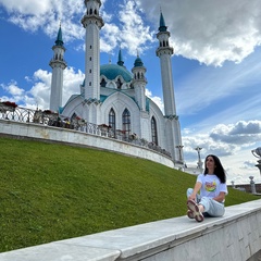 Анна Демирель, Санкт-Петербург