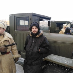 Глеб Холодырёв, Санкт-Петербург