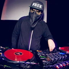 Ян Azod, Los Angeles