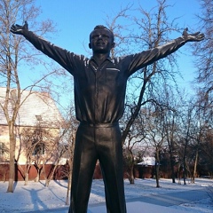 Андрей Мониев, Санкт-Петербург