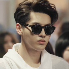 Galaxy'kris Wu-Black, 34 года, Seoul