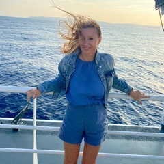 Елена Семенюта, Larissa