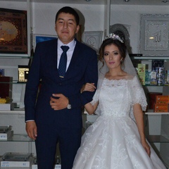 Лейла Саденова, 32 года