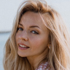 Яна Лукач, Москва