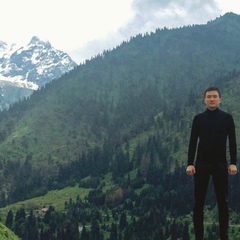 Алишер Омар, Алматы